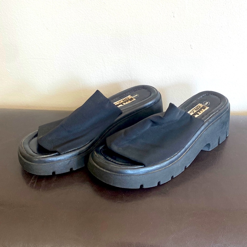 Vintage City Limits Chunky Slides